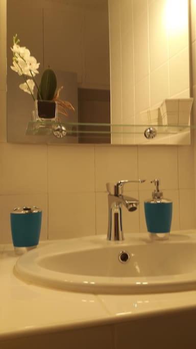 Bel Appartement Au Coeur De La Cite Medievale Sommieres Luaran gambar