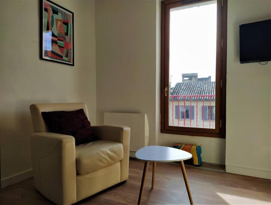 Bel Appartement Au Coeur De La Cite Medievale Sommieres Luaran gambar
